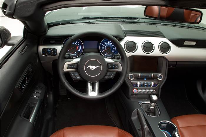 2015 Ford Mustang officially revealed